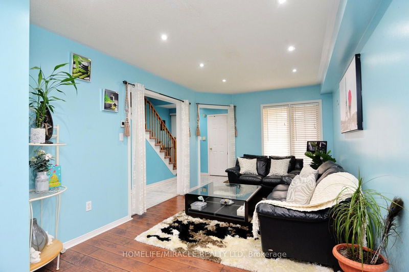 37 Prairie Rose Circ  Brampton, L6R 1R6 | Image 10