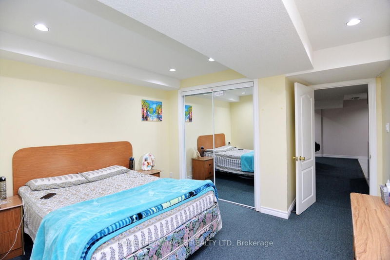 37 Prairie Rose Circ  Brampton, L6R 1R6 | Image 36