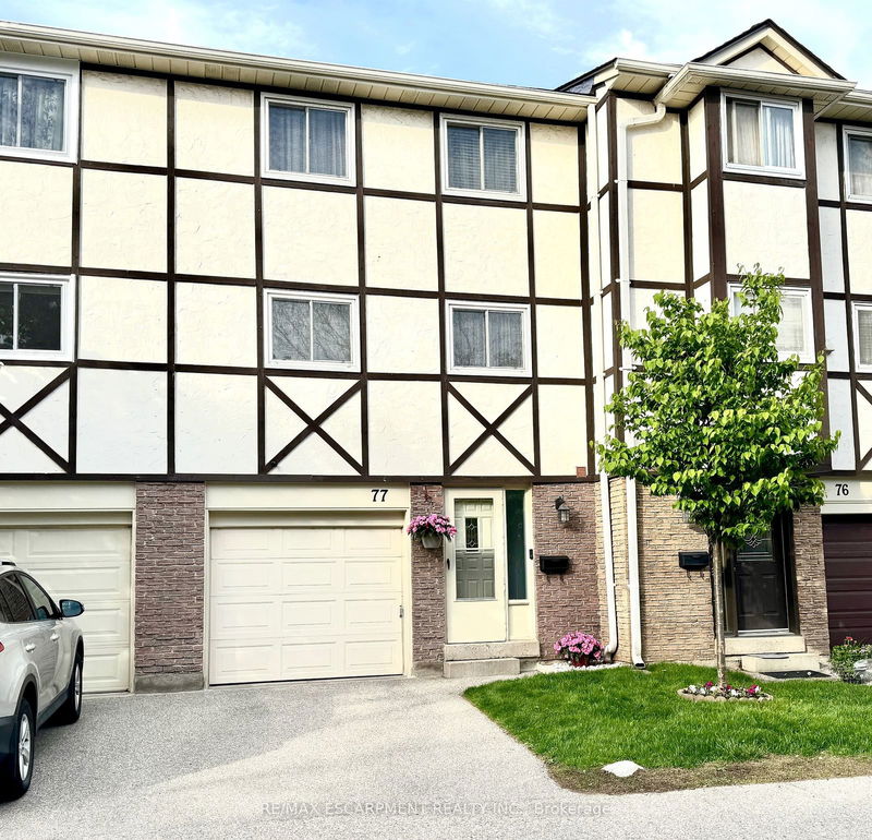  77 - 1485 Gulleden Dr  Mississauga, L4X 2T2 | Image 2