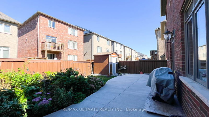 36 Roulette Cres  Brampton, L7A 0C3 | Image 15