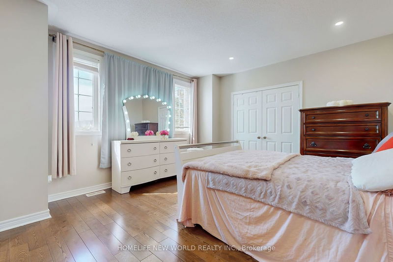 5117 Dubonet Dr  Mississauga, L5M 7X6 | Image 20