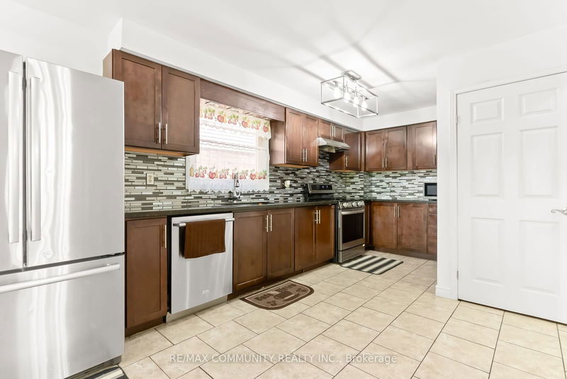 16 Hallen Rd  Brampton, L6Y 2V6 | Image 14