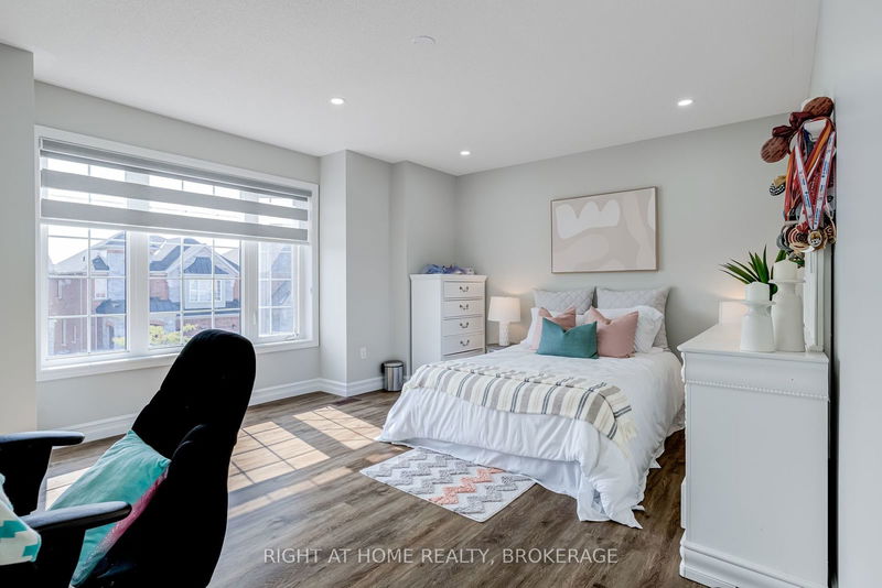 676 Mockridge Terr  Milton, L9T 7V1 | Image 25