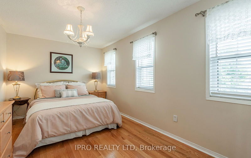 18 Edenvalley Rd  Brampton, L7A 2M6 | Image 15