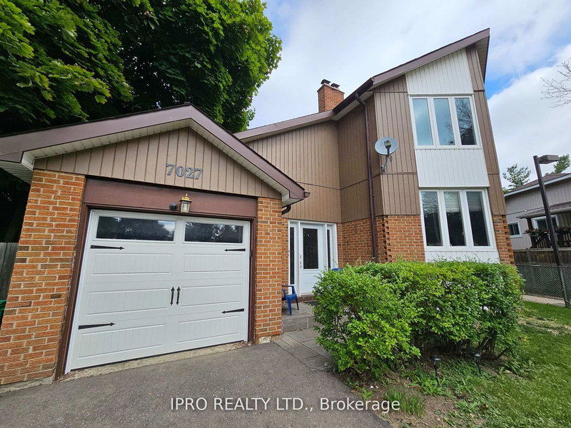 7027 Estoril Rd, Mississauga, L5N 1N3 | Image 2