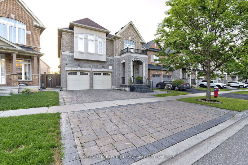 42 Sliprock Cres  Brampton, L6Y 0W8 | Image 1