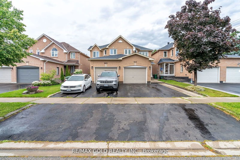 home for sale on 845 Applecroft Circle