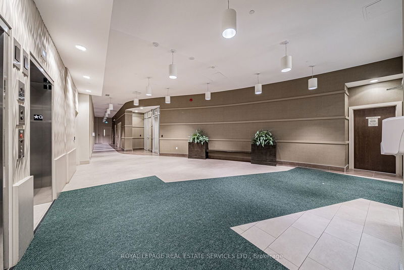  228 - 216 Oak Park Blvd  Oakville, L6H 7S8 | Image 31