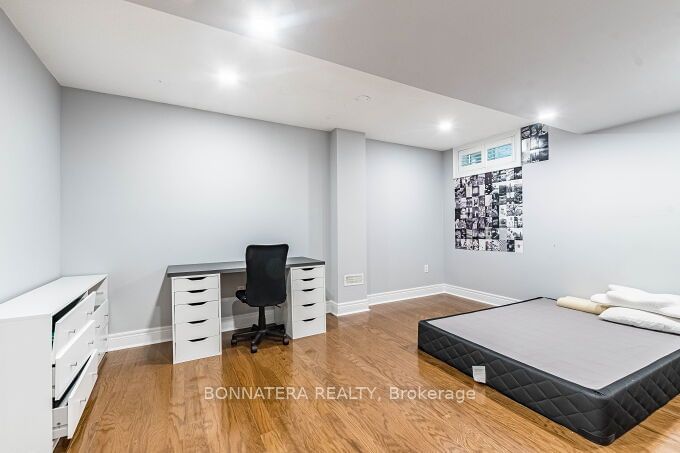 4991 Middlesex Gate  Mississauga, L5M 7P2 | Image 34