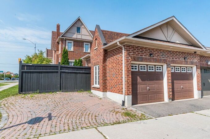 4991 Middlesex Gate  Mississauga, L5M 7P2 | Image 4