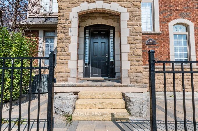 4991 Middlesex Gate  Mississauga, L5M 7P2 | Image 5