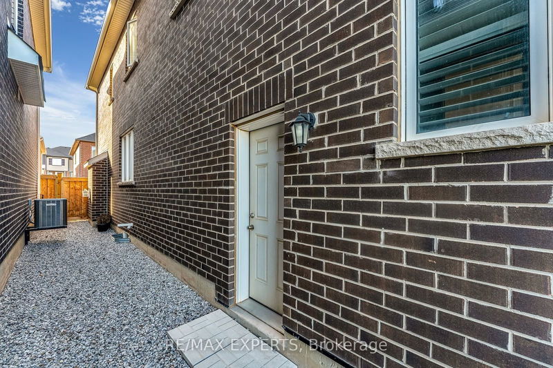 889 Whitlock Ave  Milton, L9T 2X5 | Image 36