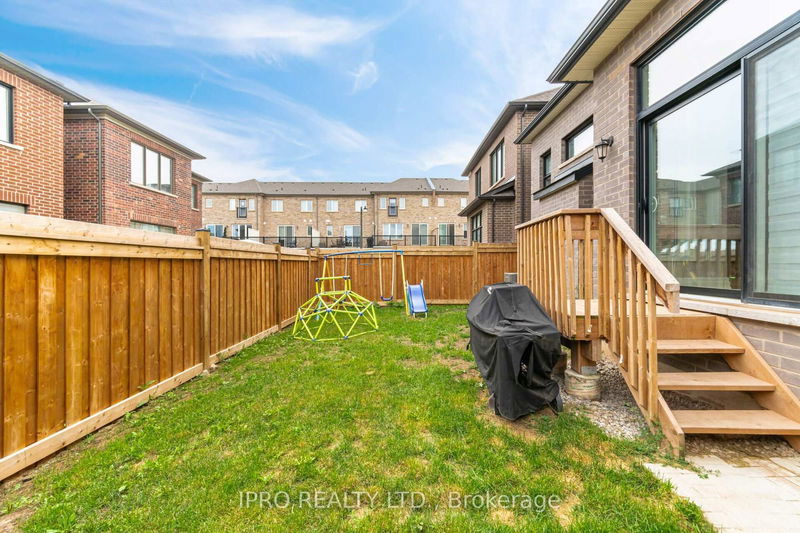 1507 Lakeport Cres  Oakville, L6H 3S1 | Image 37