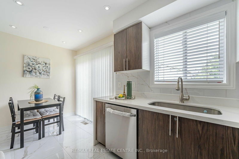  56 - 5030 Heatherleigh Ave  Mississauga, L5V 2G7 | Image 25