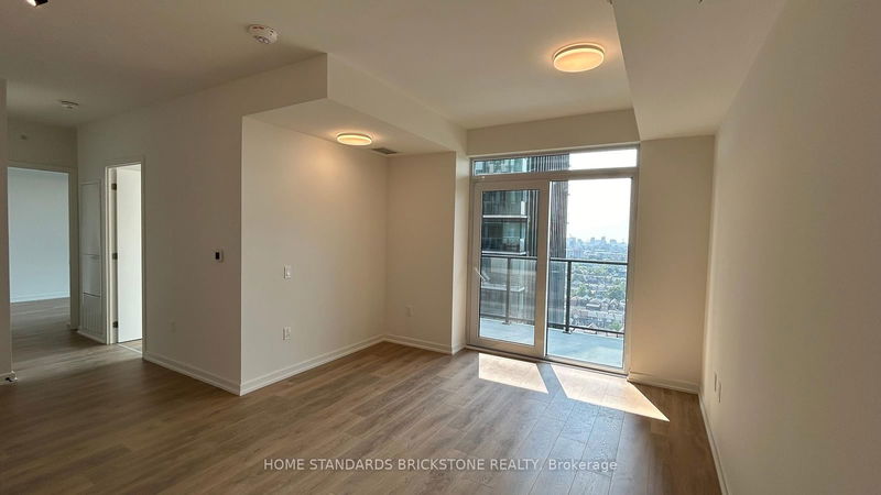 home for lease on 1701-1285 Dupont Street