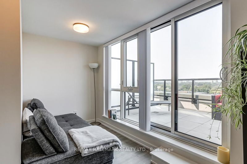  718 - 2300 St Clair Ave W Toronto, M6N 1K8 | Image 23