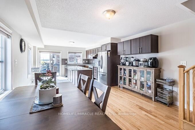 43 Finegan Circ  Brampton, L7A 4Z7 | Image 16