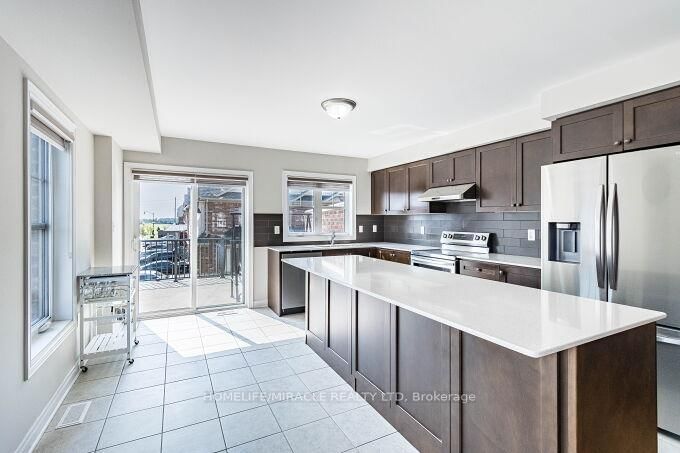 43 Finegan Circ  Brampton, L7A 4Z7 | Image 19