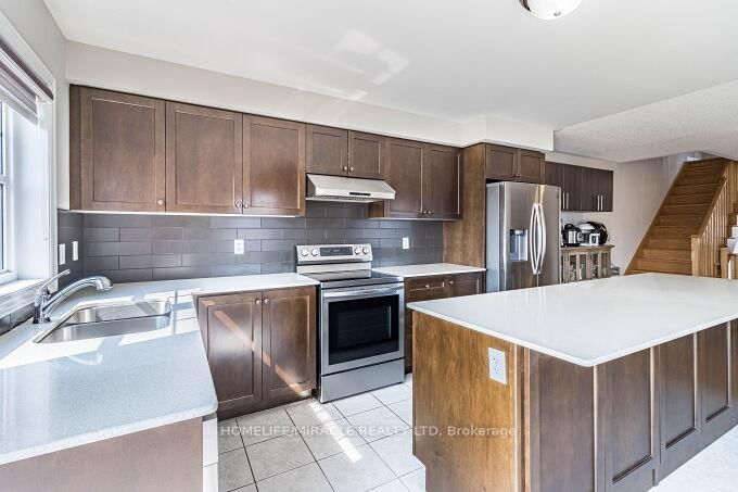 43 Finegan Circ  Brampton, L7A 4Z7 | Image 23