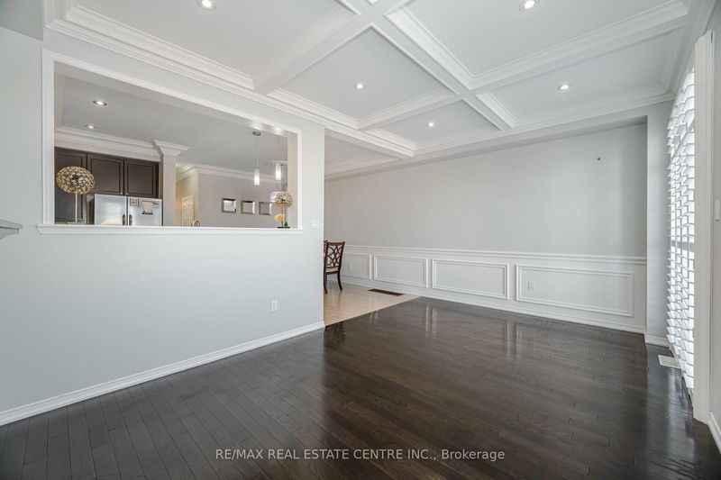 67 Sussexvale Dr  Brampton, L6R 3R5 | Image 12