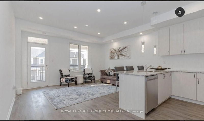 home for sale on 1907 Thames Circle