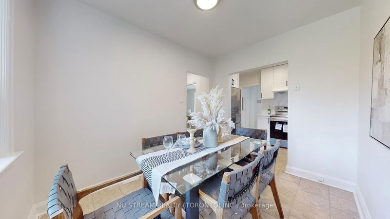 20 Clearview Hts  Toronto, M6M 1Z9 | Image 13