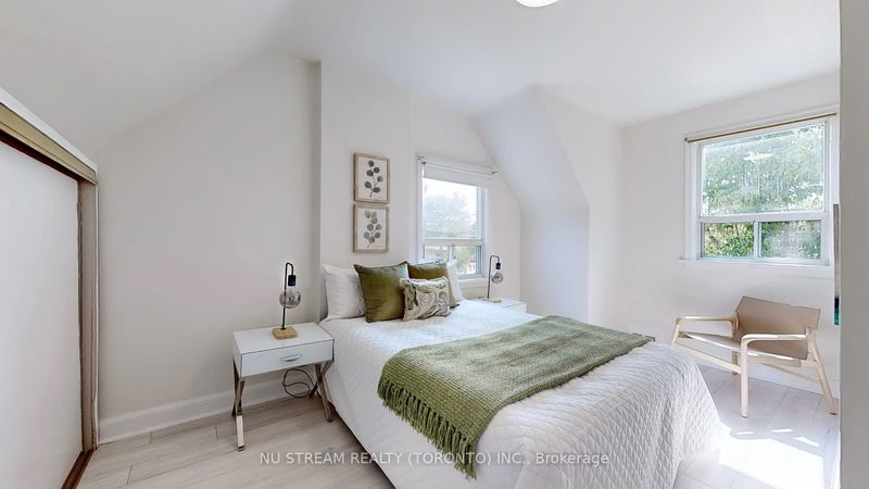 20 Clearview Hts  Toronto, M6M 1Z9 | Image 19