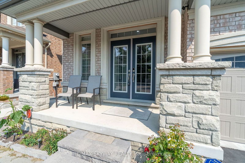 25 Hammerhead Rd  Brampton, L7A 0G4 | Image 3