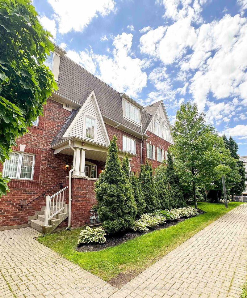  1 - 760 Neighbourhood Circ  Mississauga, L5B 0B7 | Image 1