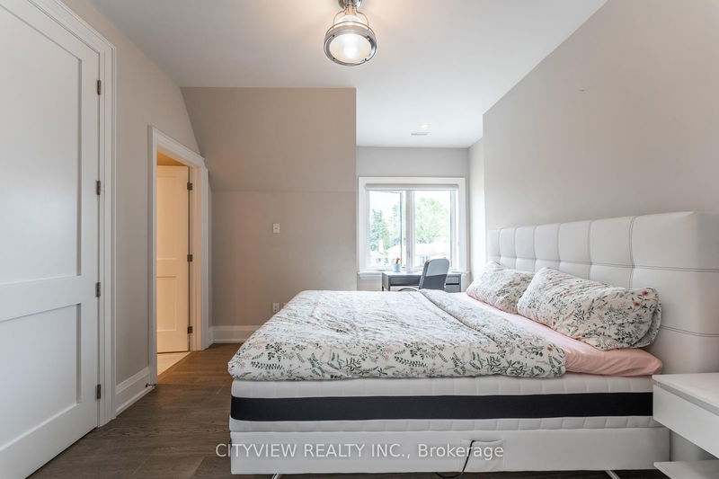 1345 Sheldon Ave  Oakville, L6L 2P9 | Image 19