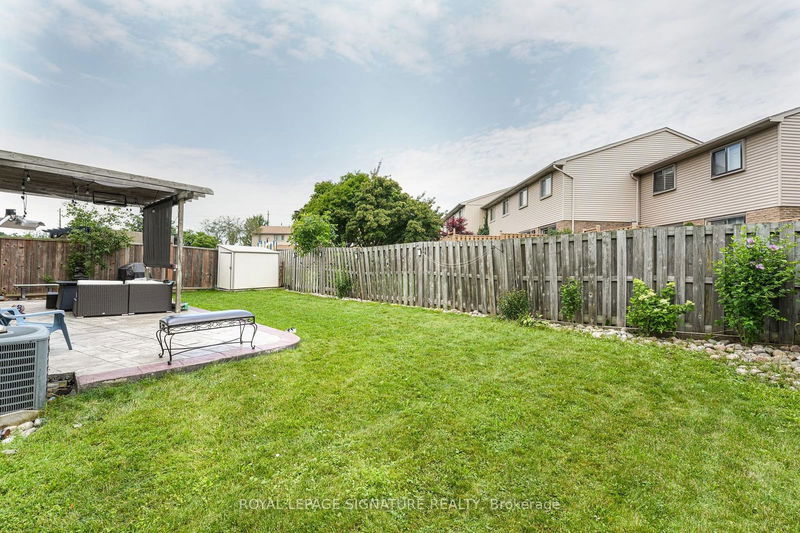 1521 Ealing Crt  Oakville, L6H 2X9 | Image 35