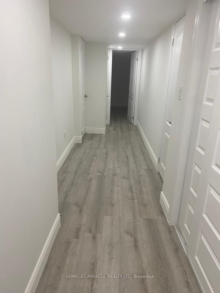 home for lease on Bsmt-12 Hashmi Place