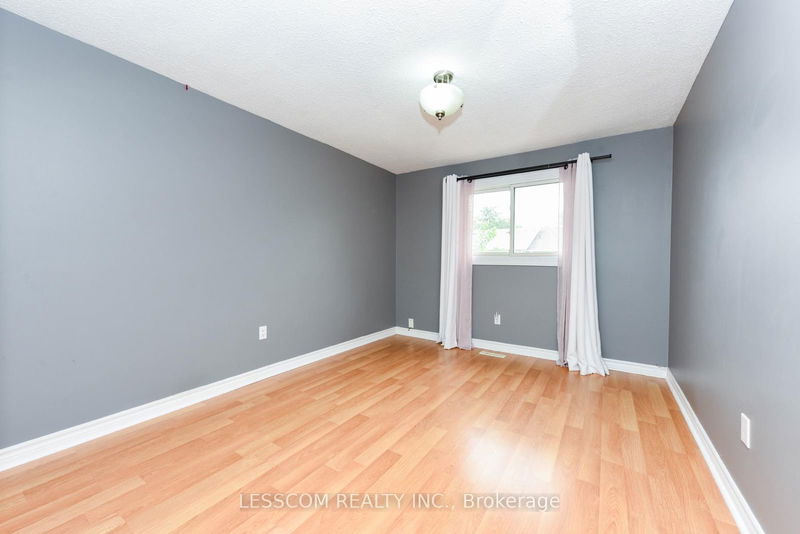 83 Royal Salisbury Way  Brampton, L6V 3J3 | Image 27