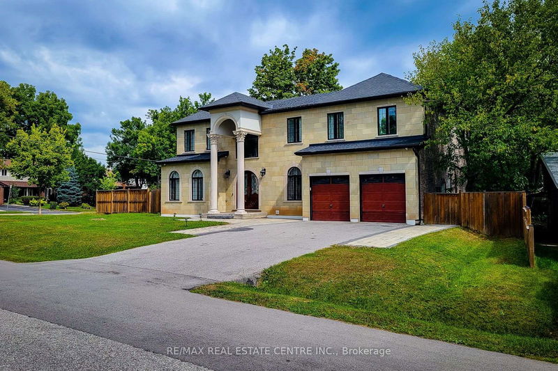 1081 bomorda Dr  Oakville, L6H 1Y3 | Image 2