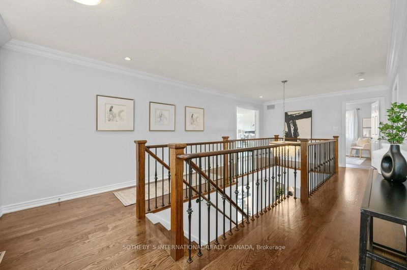 2156 Colonel William Pkwy  Oakville, L6M 0B8 | Image 22