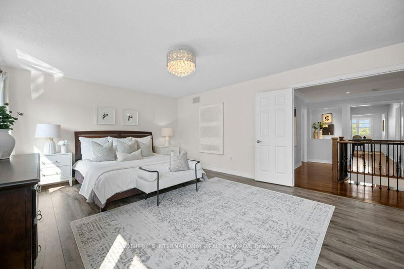 2156 Colonel William Pkwy  Oakville, L6M 0B8 | Image 25