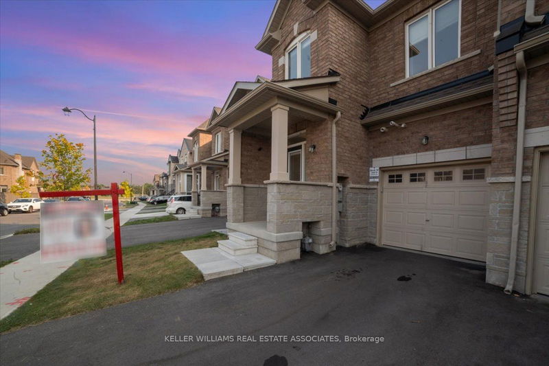 36 Savino Dr E Brampton, L6Z 1X9 | Image 5