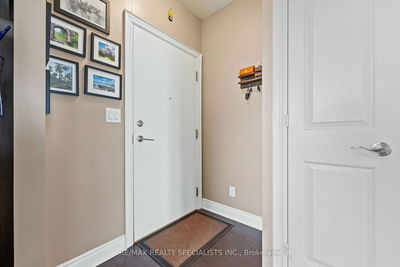 Unit 2202 — 16 Brookers Lane, Toronto - Mimico image-0-4