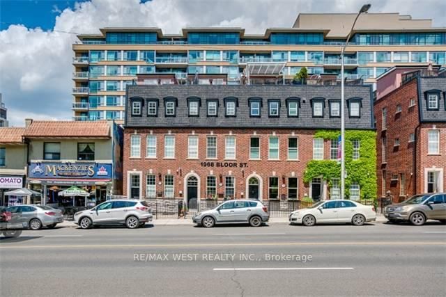 home for lease on 14-1968 Bloor Street W
