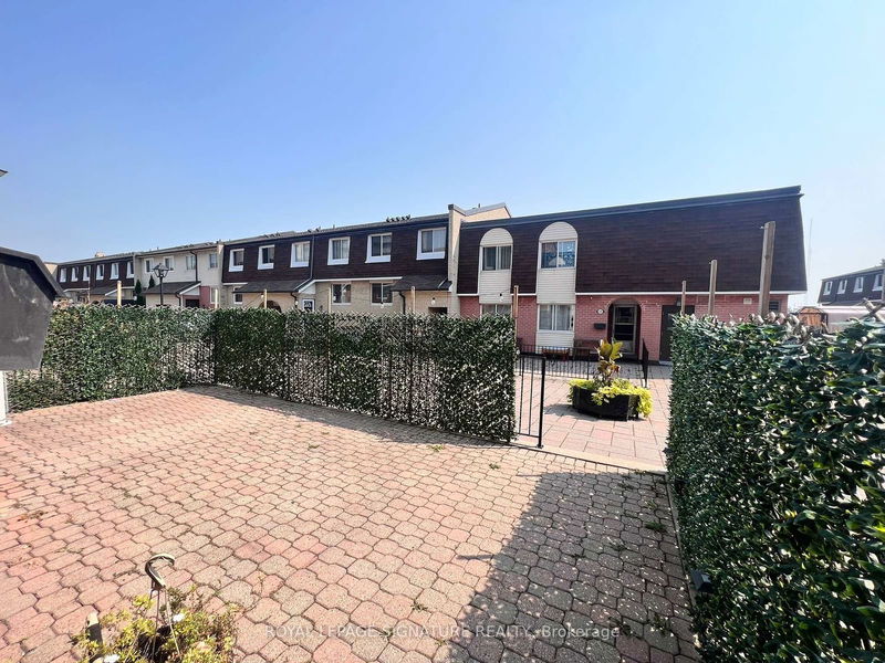 home for lease on 81-2170 Bromsgrove Road