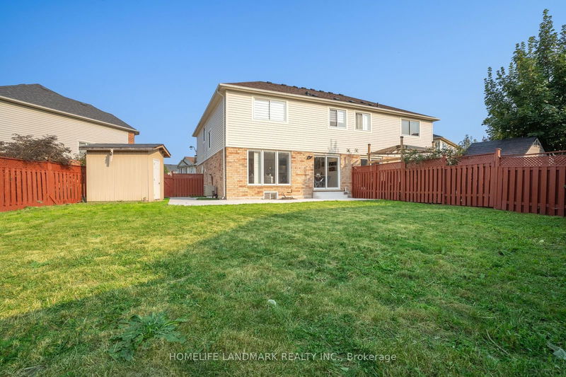 36 Frontenac Cres  Brampton, L7A 3M7 | Image 37