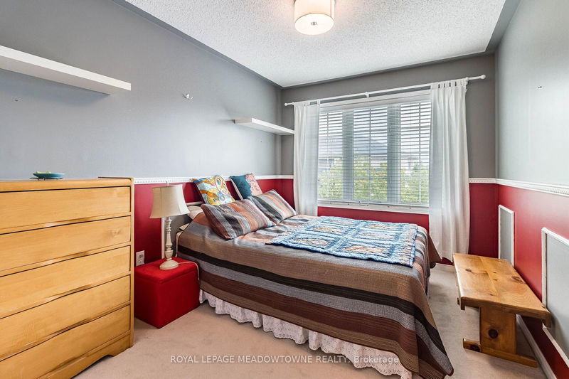 1255 Lamont Cres  Milton, L9T 6W4 | Image 14