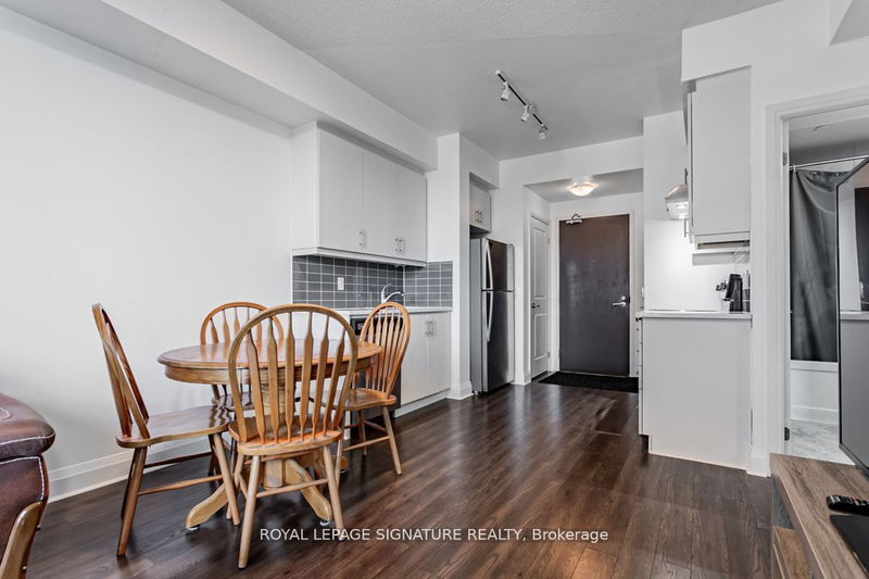  412 - 17 Zorra St  Toronto, M8Z 0C8 | Image 3