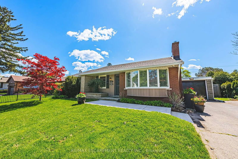 home for sale on 4030 Grapehill Avenue