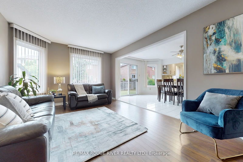 1235 Windsor Hill Blvd  Mississauga, L5V 1N8 | Image 5