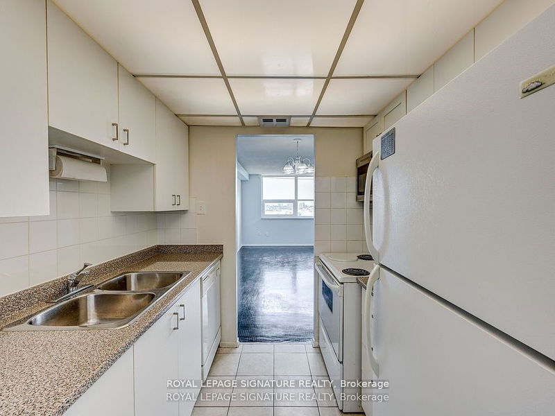  1411 - 4 Lisa St  Brampton, L6T 4B6 | Image 12