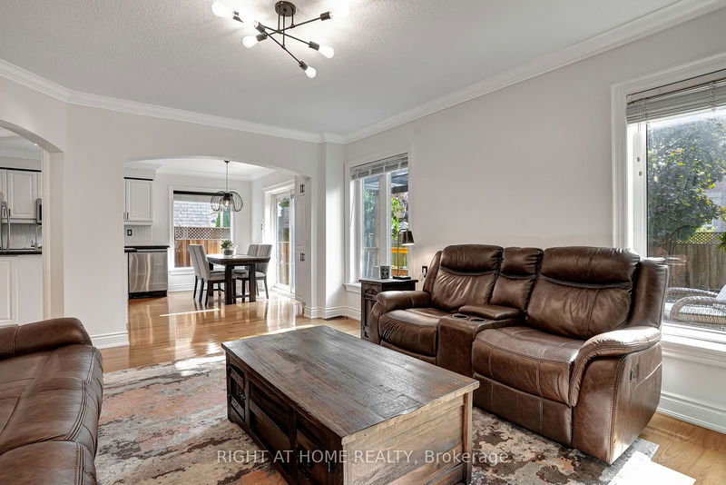 3748 Pearlstone Dr  Mississauga, L5M 7H1 | Image 8