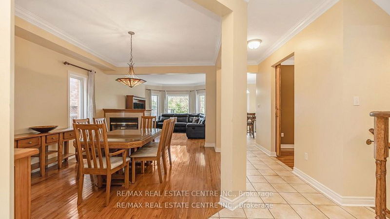 136 Van Scott Dr  Brampton, L7A 1N5 | Image 5