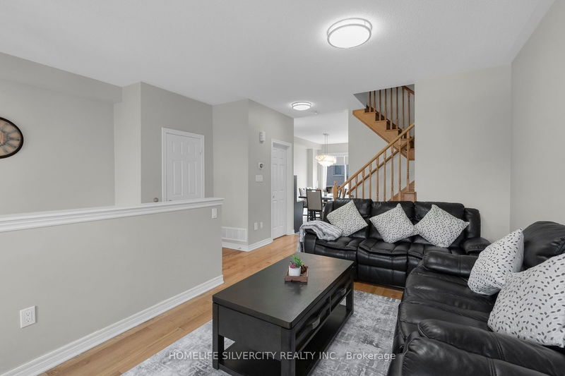 60 Rockman Cres  Brampton, L7A 4A7 | Image 11