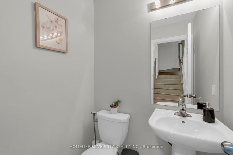 60 Rockman Cres  Brampton, L7A 4A7 | Image 21